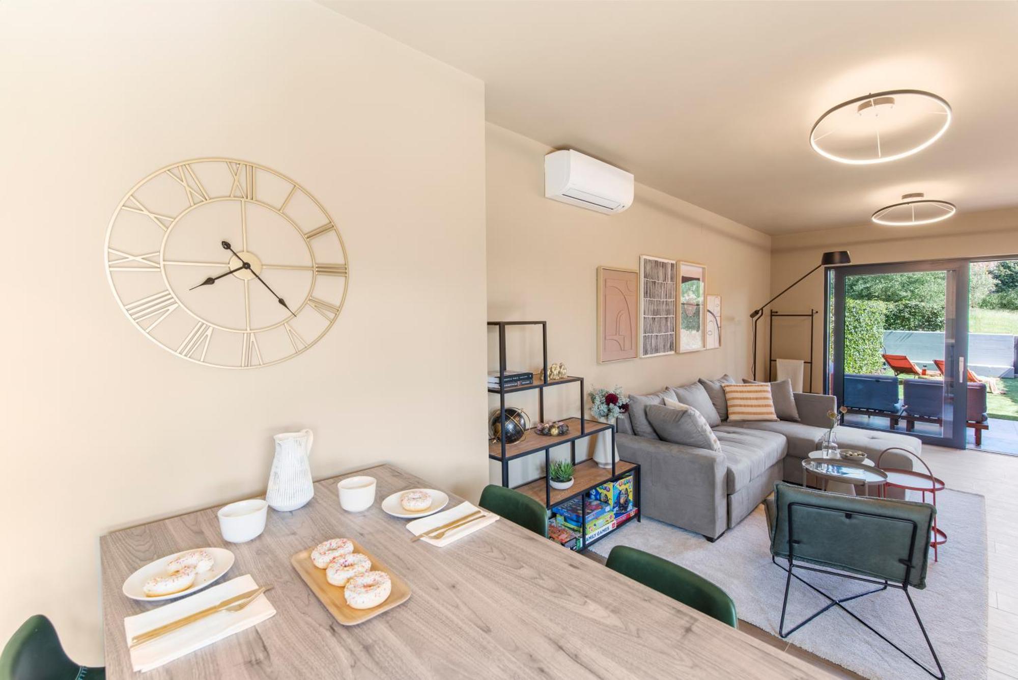 Ferienhaus New Stylish Casa Melisa With 2 Gardens And Bbq Facilities! *
