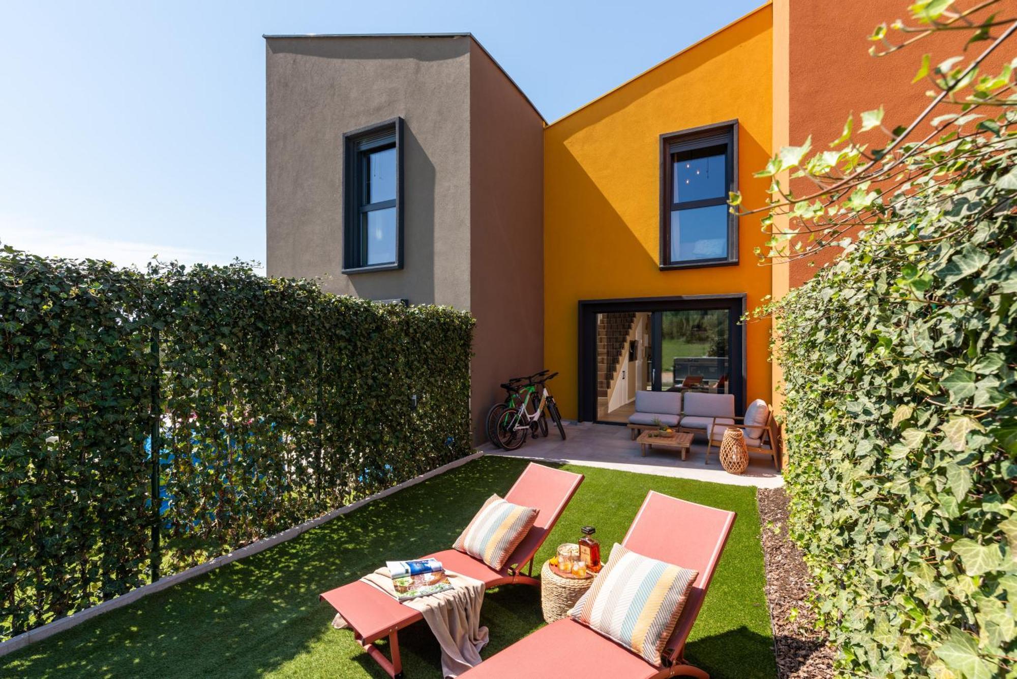 Ferienhaus New Stylish Casa Melisa With 2 Gardens And Bbq Facilities! *